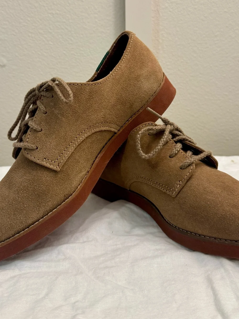 Bass Women's Suede Lace-Up Flats - Light Brown